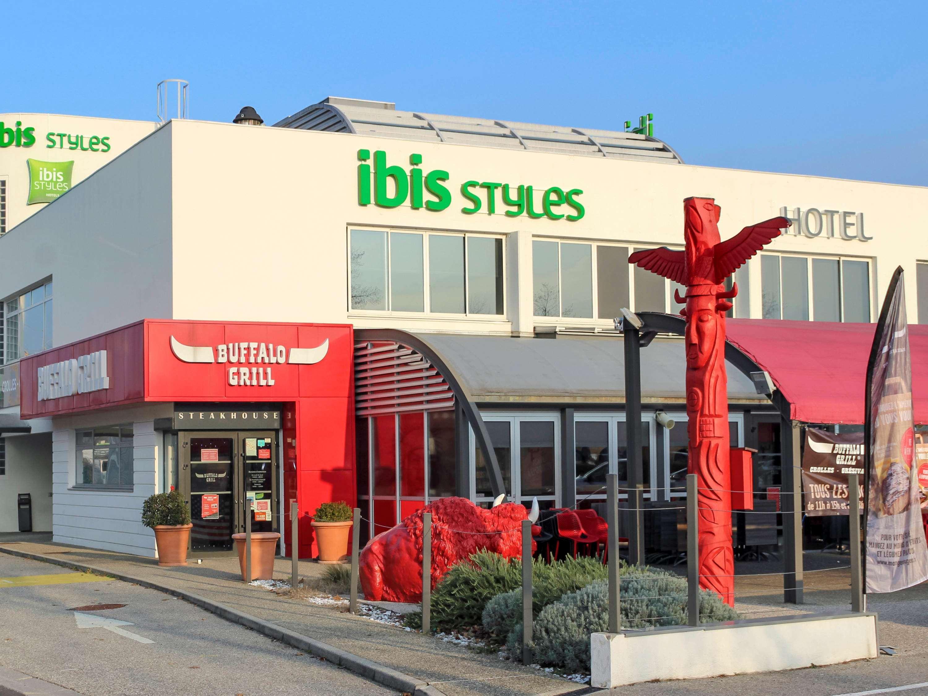 Ibis Styles Crolles Grenoble A41 Hotell Exteriör bild